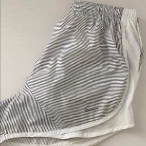 Nike Tempo Shorts - excellent condition!